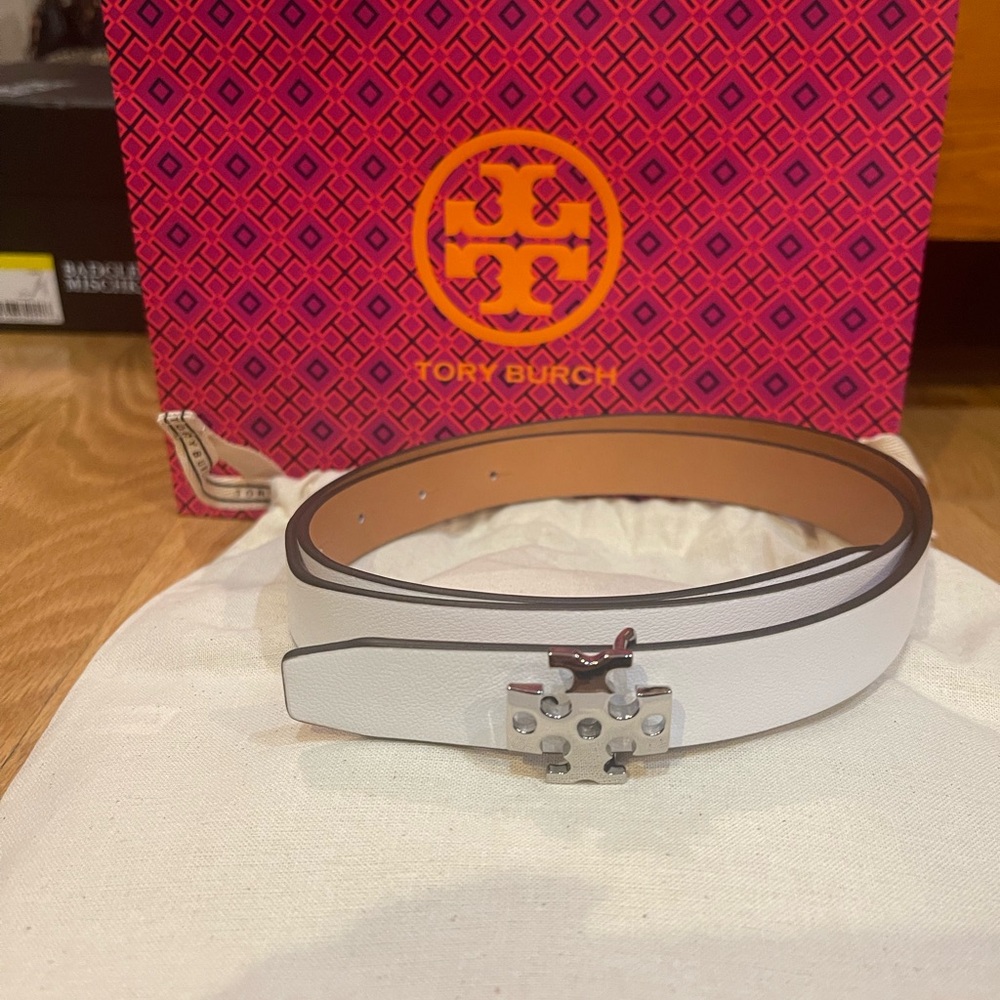 Tory Burch logo belt